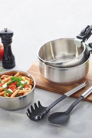 Batería de cocina de acero inoxidable - 16 piezas