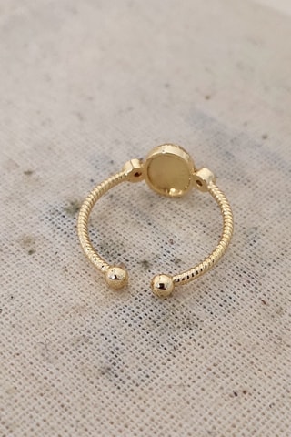 Bague en laiton plaquée à l'or jaune - Opale