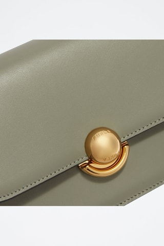 Sac bandoulière en cuir Sfera - Taille S - Vert sauge