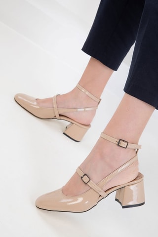 Babies de salto envernizados em couro - Nude