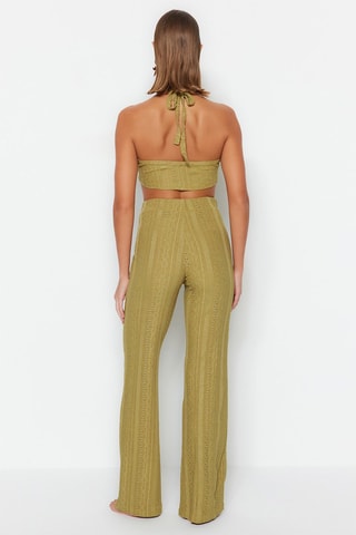 Crop top e calças de cintura subida - Caqui