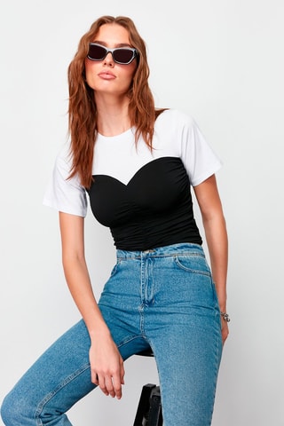 Top - Preto e branco