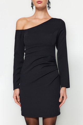 Vestido assimétrico Preto