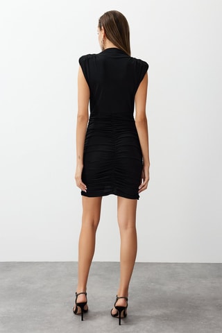 Vestido justo - Preto