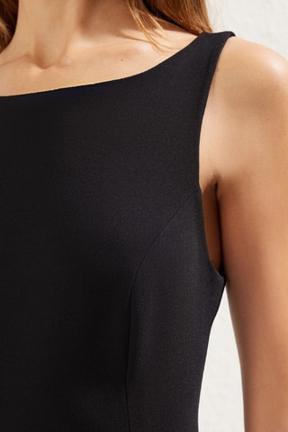 Vestido com folhos - Preto