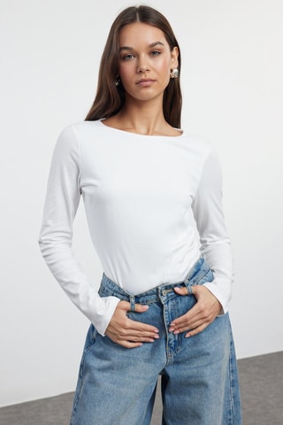 2 t-shirts - Branco e preto