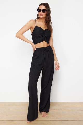 Crop top e calças - Preto