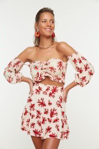 Crop top e saia estilo patinadora de cintura subida - Branco