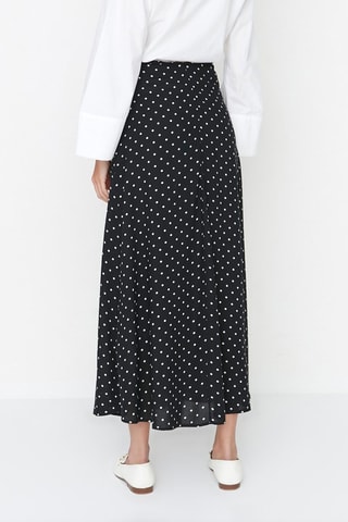 Saia midi Preto e branco