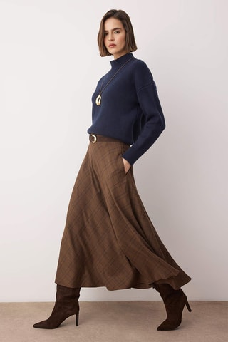 Saia comprida - Castanho