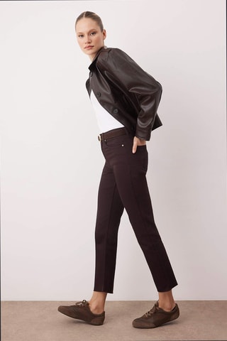 Calças de ganga mom 7/8 cintura alta - Castanho