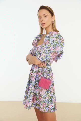 Vestido estilo patinadora - Azul e rosa-maquilhagem