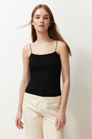 3 camisolas interiores - Preto e branco