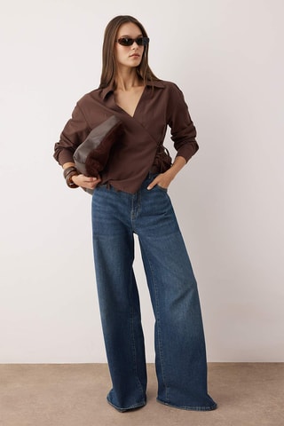 Camisa regular - Castanho-escuro