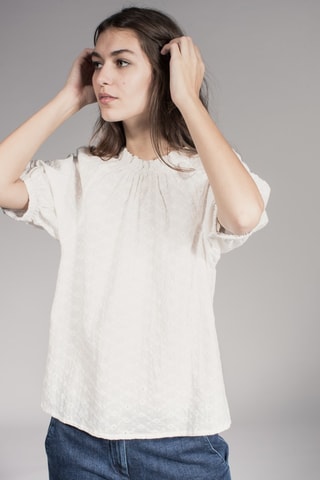 Blusa con bordado inglés Trada - Beige