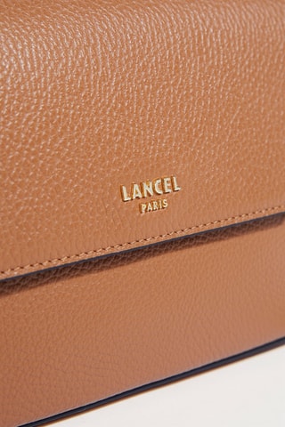 Sac bandoulière en cuir Lettrines M - Camel