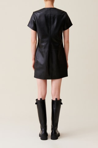 Robe droite en cuir - Noir