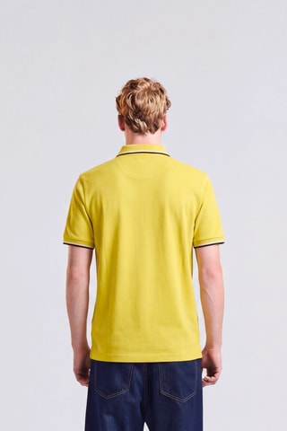 Polo regular - Amarelo