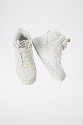 Baskets montantes Ecru