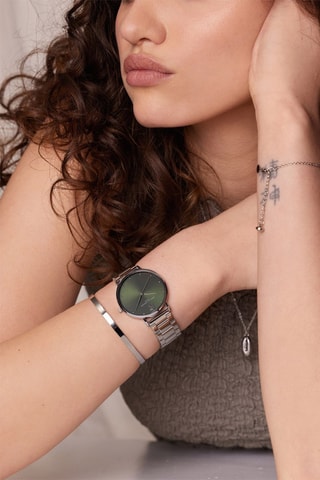 Montre à quartz en acier Maya Bay - Argenté et vert foncé