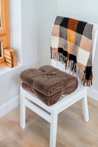 Manta - Castanho -­ 180 x 220 cm