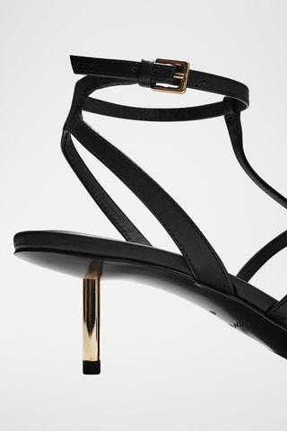 Sandali con tacco in pelle - Nero