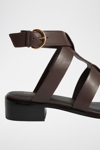 Sandali con tacco in pelle - Marrone