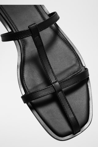 Sandali in pelle - Nero