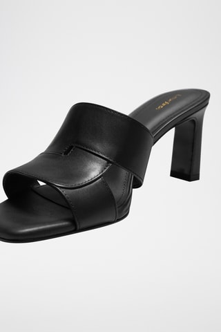 Sandali con tacco in pelle - Nero