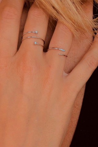 Bague - Or blanc et diamants