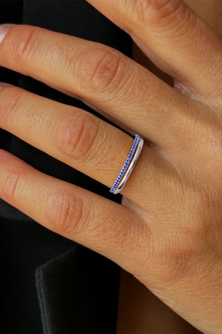 Bague - Or blanc et saphirs