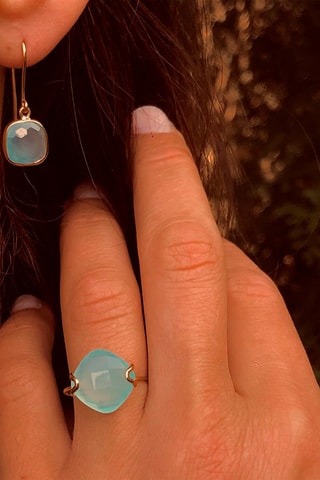 Bague Or jaune et calcédoine aqua