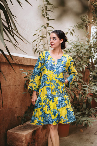 Robe volantée - Bleu et jaune