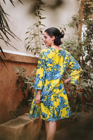 Robe volantée - Bleu et jaune