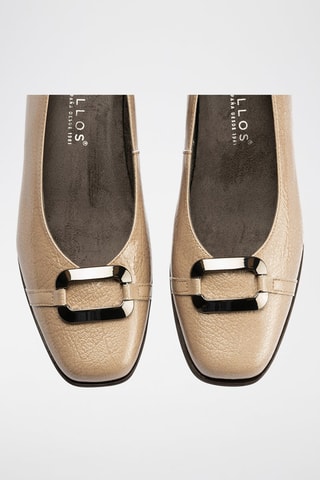 Décolleté in pelle verniciata - Beige