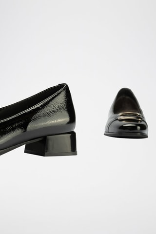 Décolleté in pelle verniciata - Nero