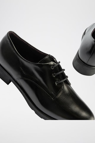 Stringate in pelle nappa - Nero