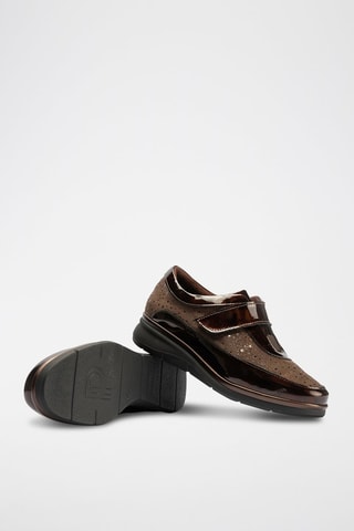 Stringate in pelle verniciata - Marrone