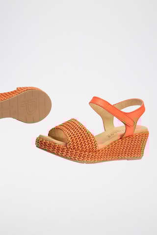 Sandali con zeppa in pelle scamosciata - Arancione