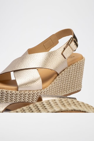 Sandali con zeppa in pelle - Dorato