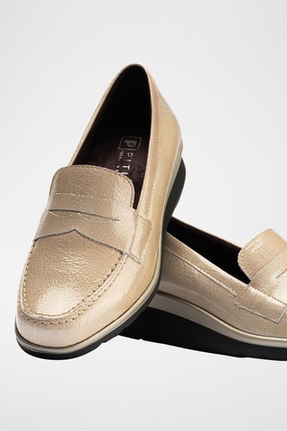 Mocassini in pelle verniciata - Beige