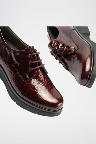 Stringate in pelle verniciata - Rosso