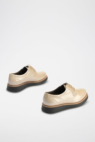 Stringate in pelle verniciata - Beige