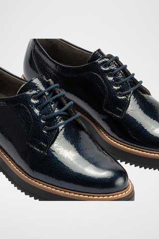 Stringate in pelle verniciata - Blu