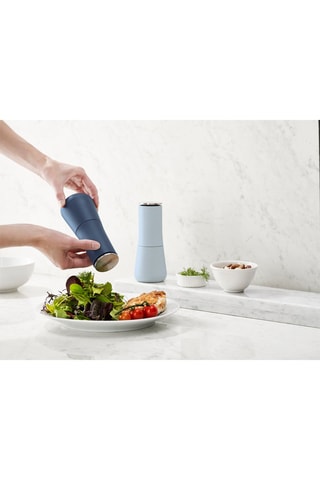 2 macinasale e pepe Milltrop