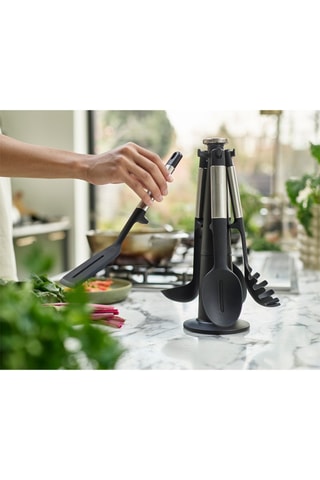 5 utensili Elevate con supporto rotante per il riordino 