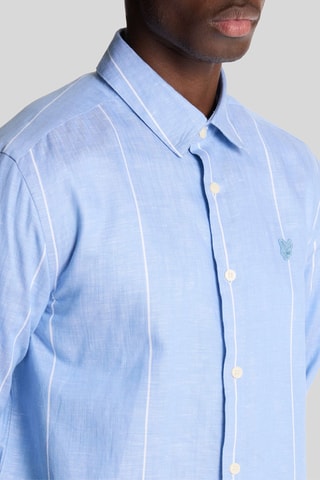 Camisa regular em linho - Azul-celeste