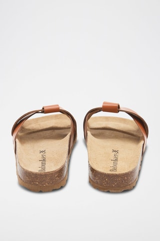 Mules em couro - 
Castanho