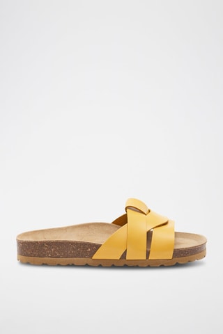 Mules em couro - 
Amarelo
