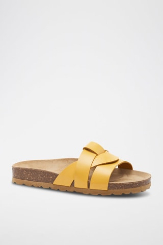 Mules em couro - 
Amarelo